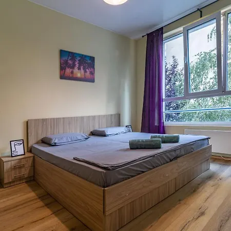 My Space Deluxe One Bedroom Апартаменты *